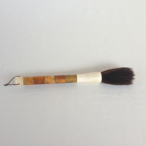 ANTIQUE P/BRUSH JADE/BONE   32CM