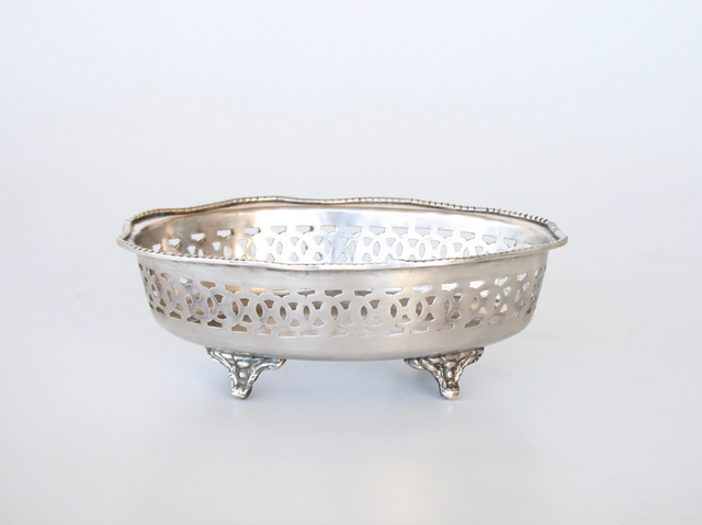 Pewter Scalloped Filigree Dish On Feet