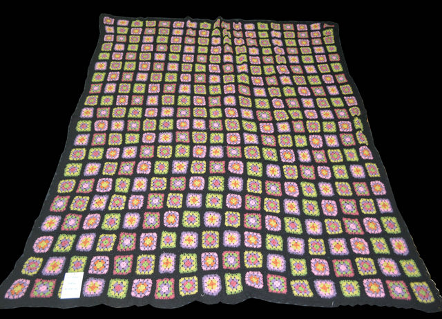 BLACK PINK AND GREEN CROCHET THROW 125X150CM