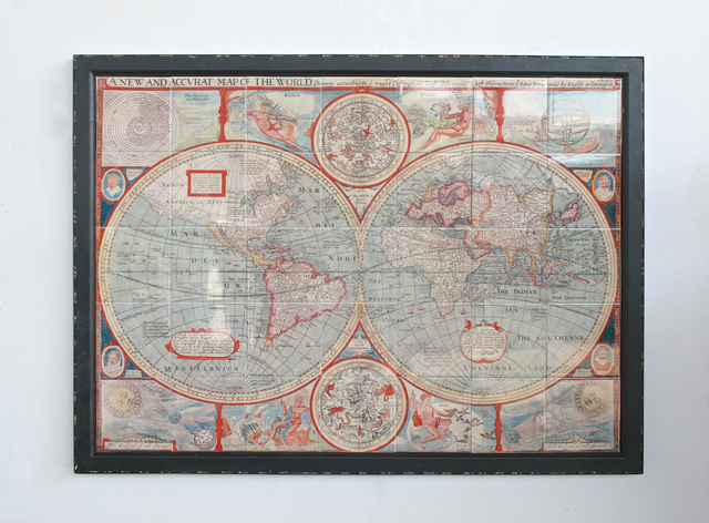 Lrg Cer. Tile 2 Circle World Map