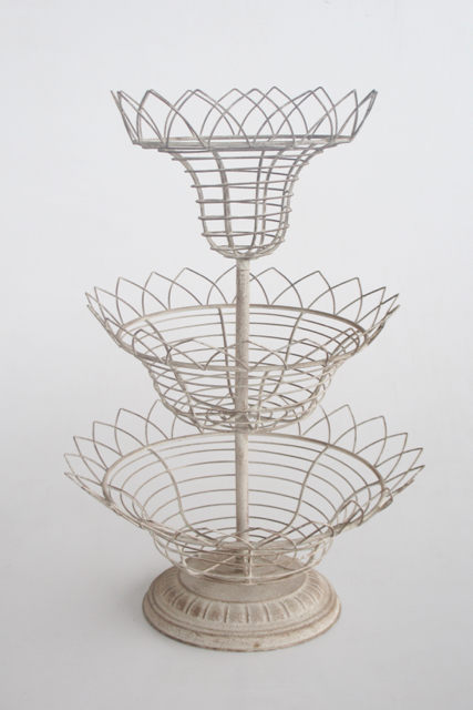 3 TIER WIRE PLANTER  65X44CM
