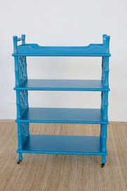4 TIER CHINESE BOOK SHELF ON WHEELS  113X80X40CM