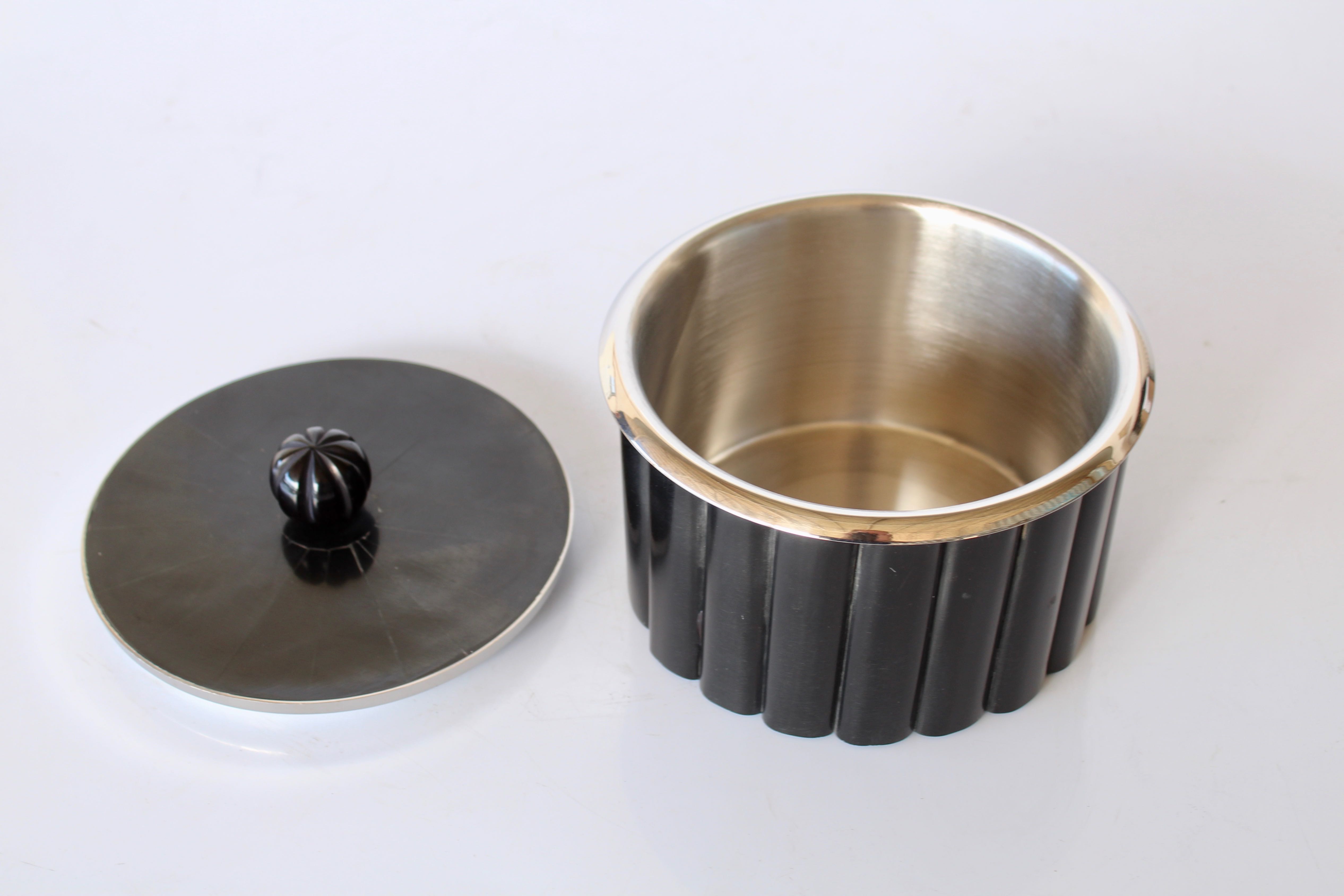 Medium Black Bone Round Box With Silver Lining