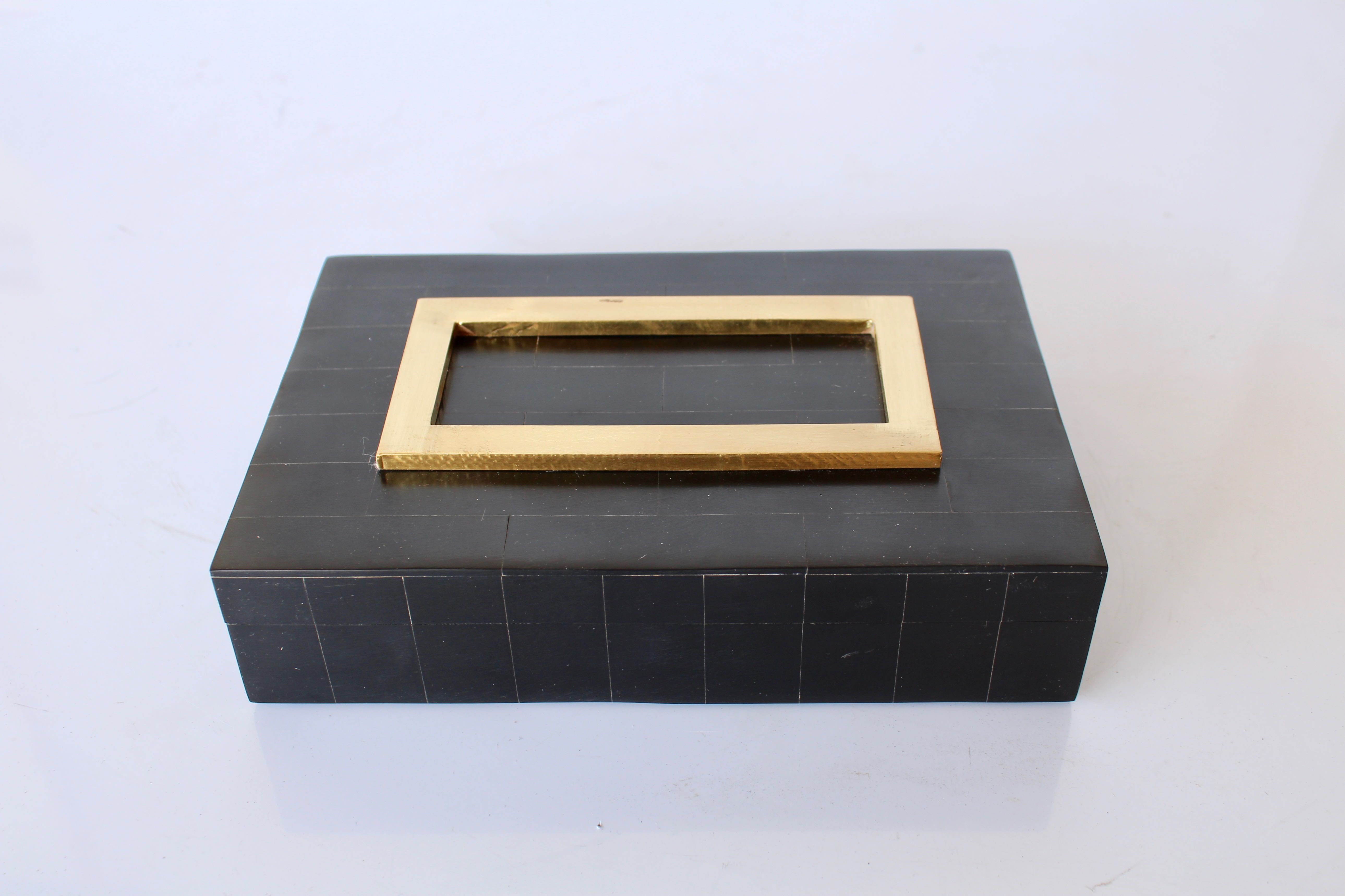 Oblong Bone Black Box With Gold Trim