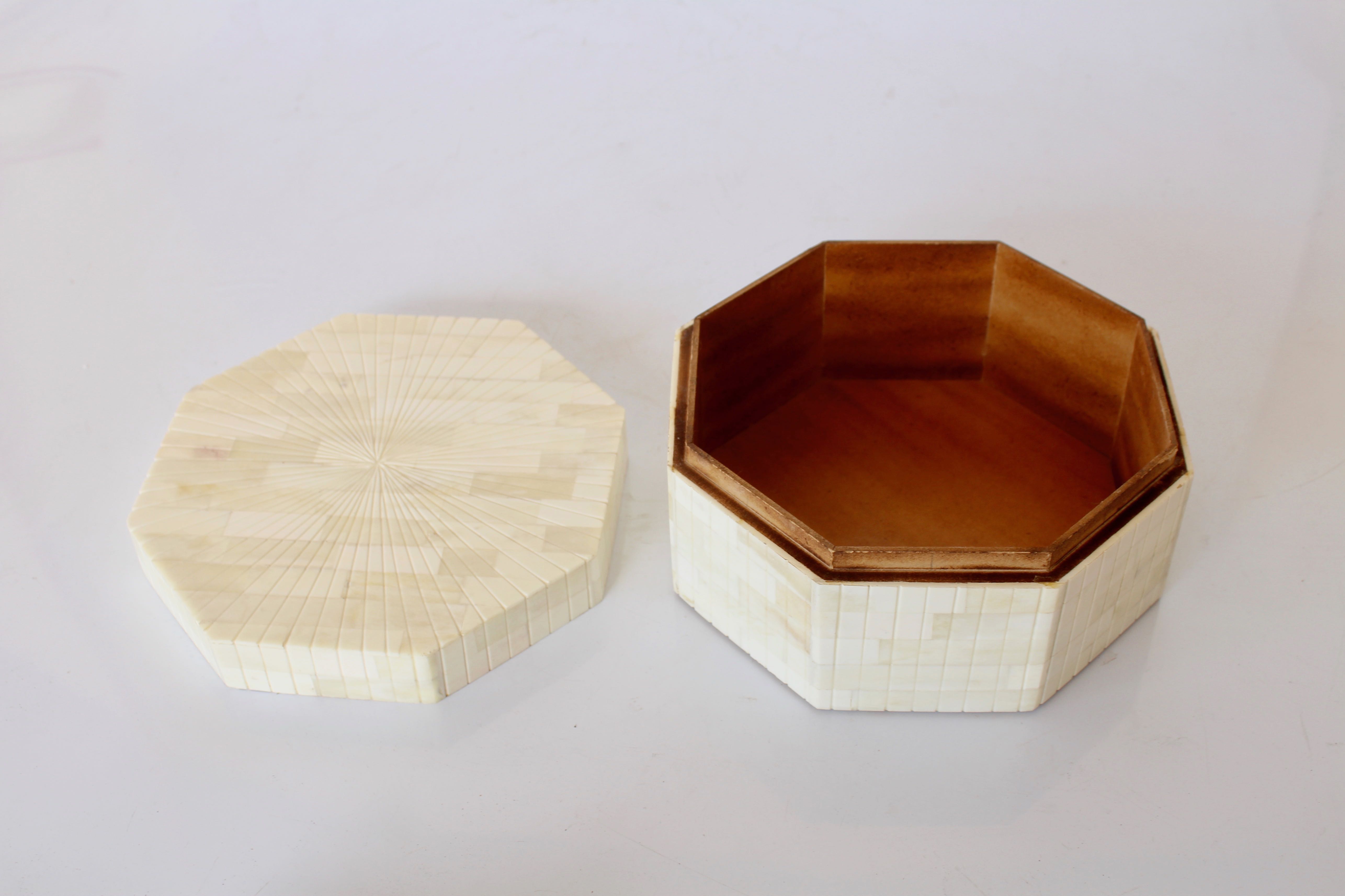 Hexagonal Bone Box Ridged