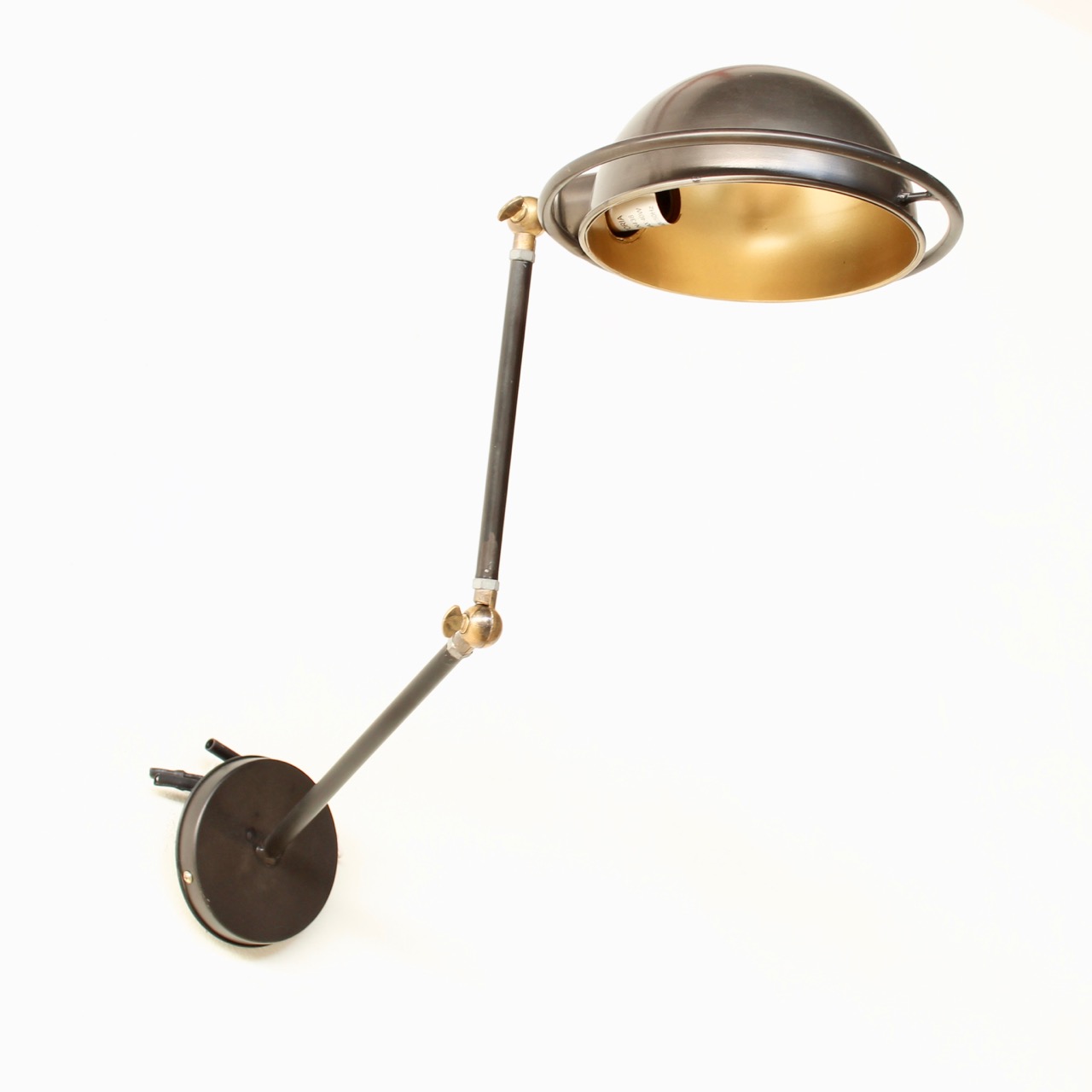 Metal Wall Light With Adjustable Arm