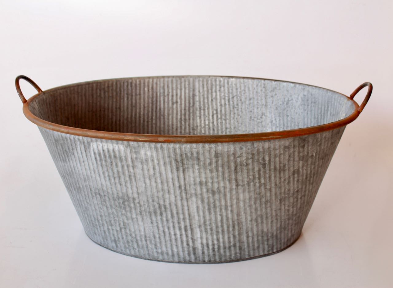 Large Oval Metal Basin With Handle