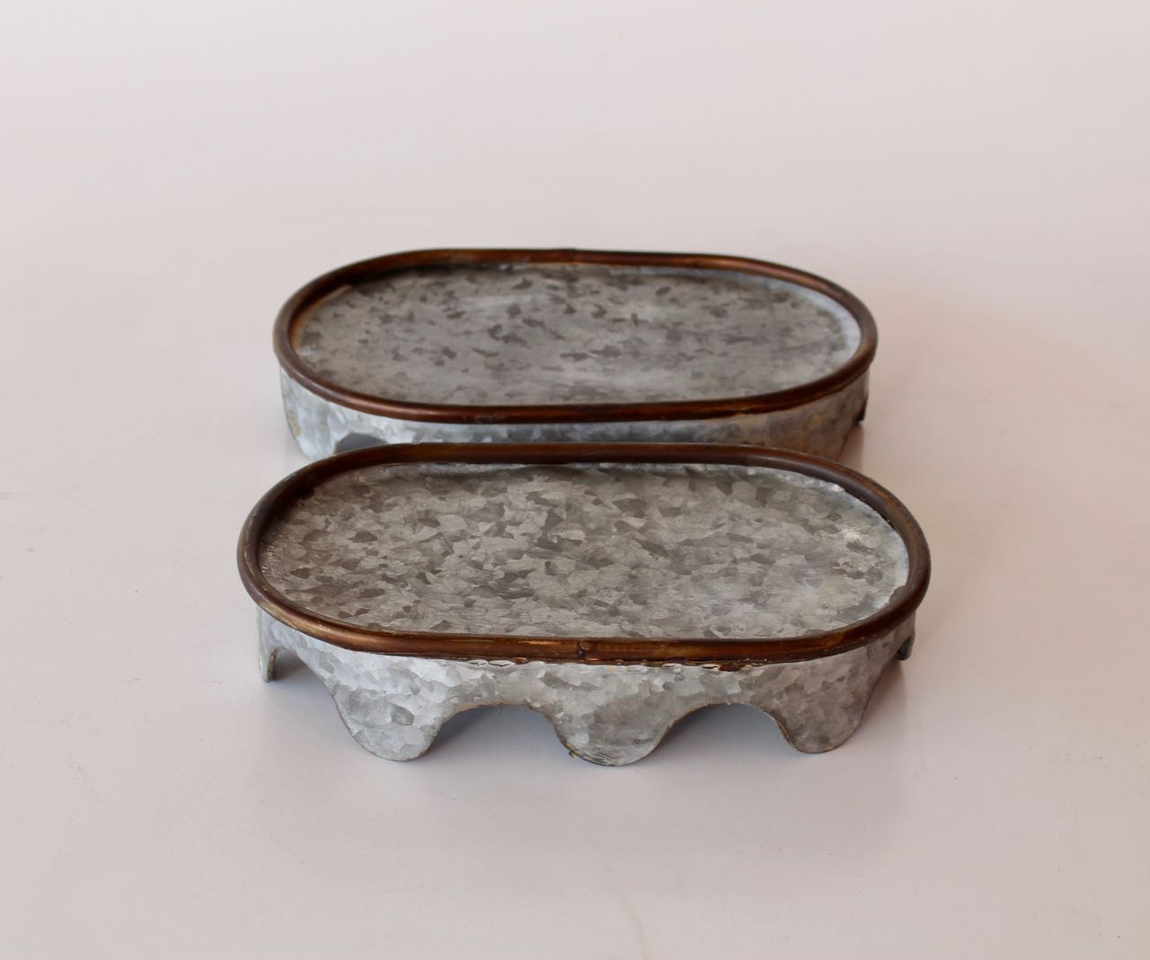 Set Of 2 Oval Metal Bases