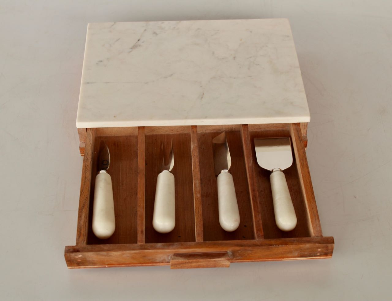 Marble & Wood Cheese Knife Box & Board