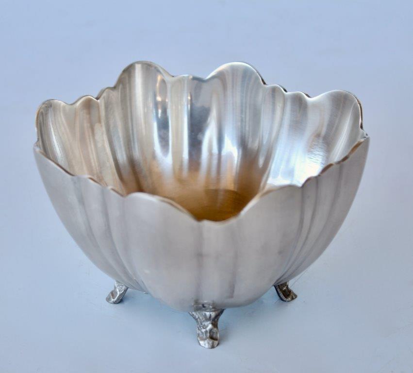 Shaped Leaf Edge Pewter Bowl