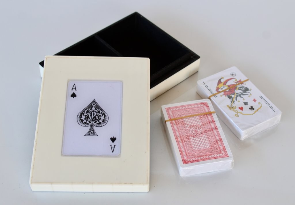 White Ace Double Card Box