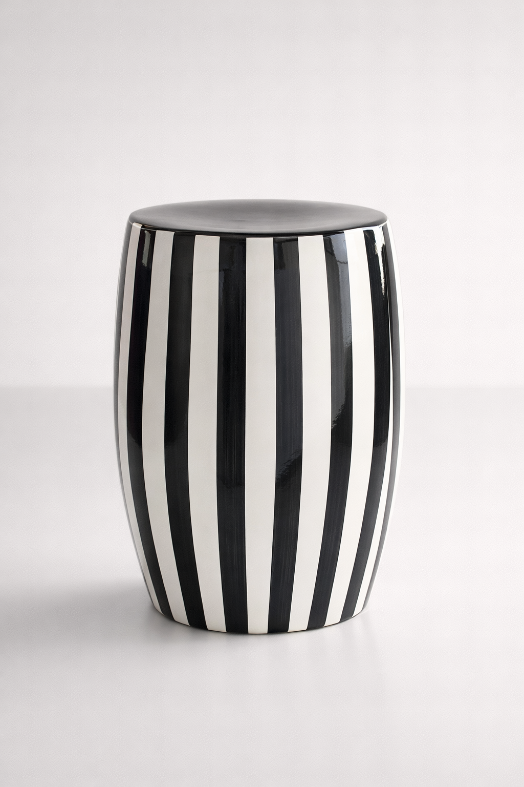 BLACK STRIPE CERAMIC GARDEN STOOL  48X33CM