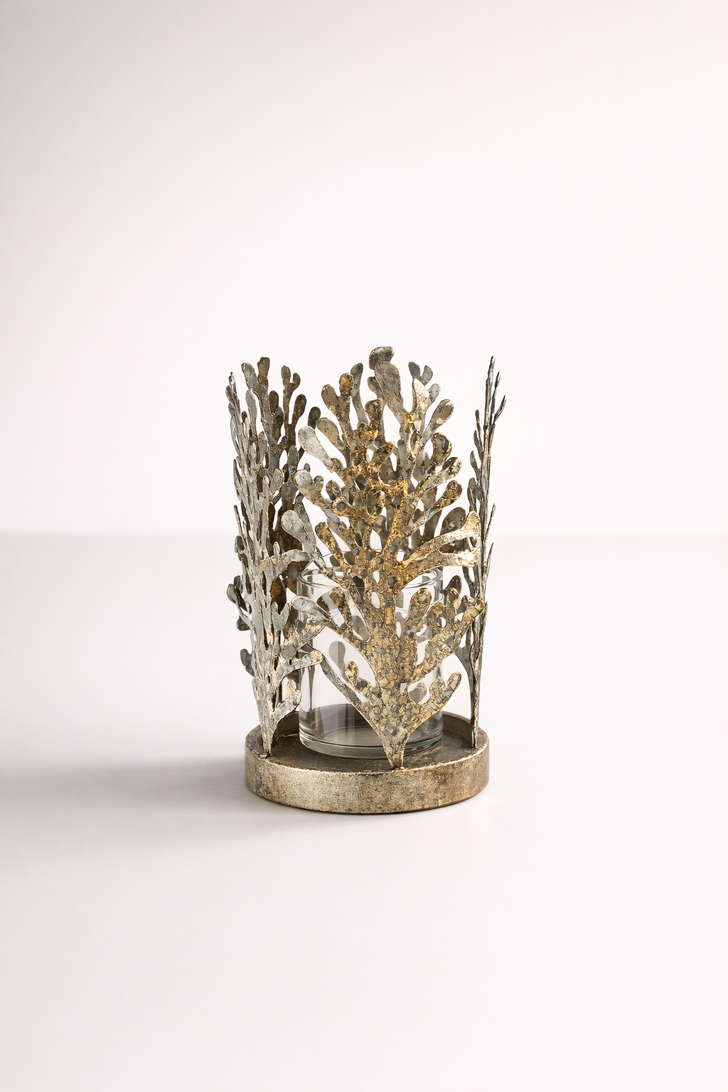 Metal Seaweed Gold Distressed Candle Holder