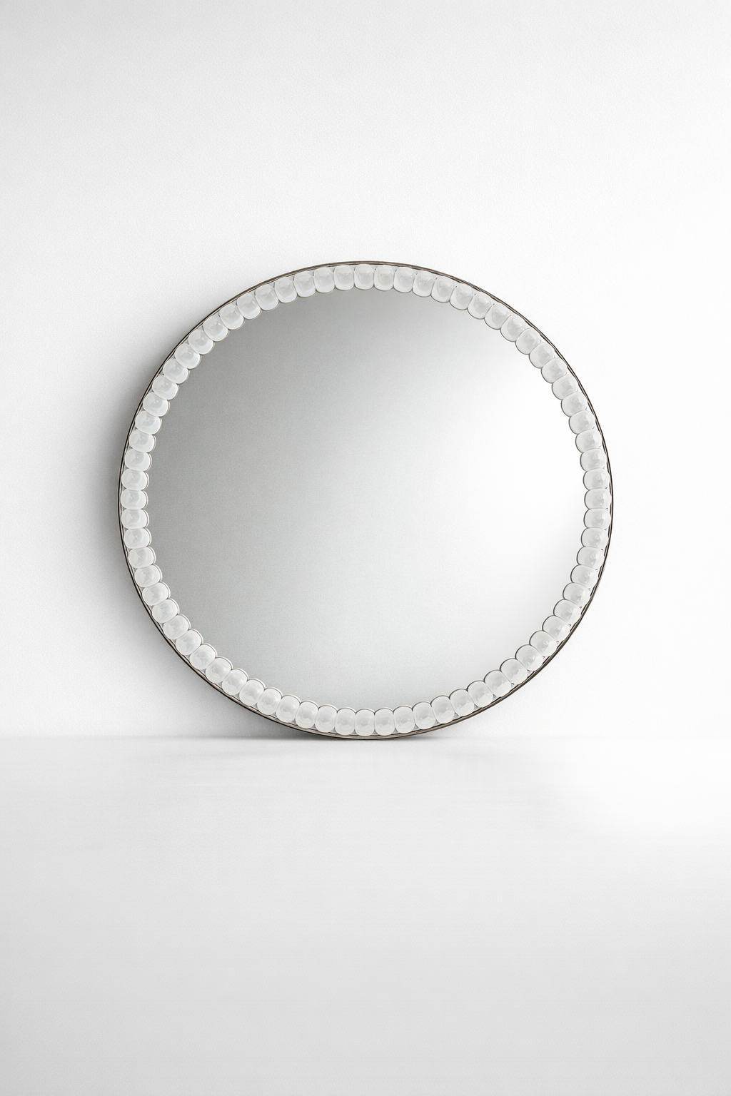 Large Round Metal Mirror With Capiz Detail