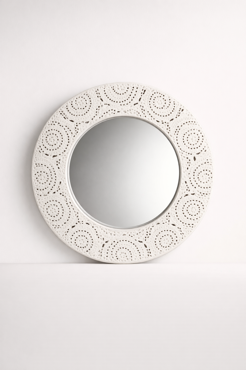 Round Metal Cut-Out Mirror