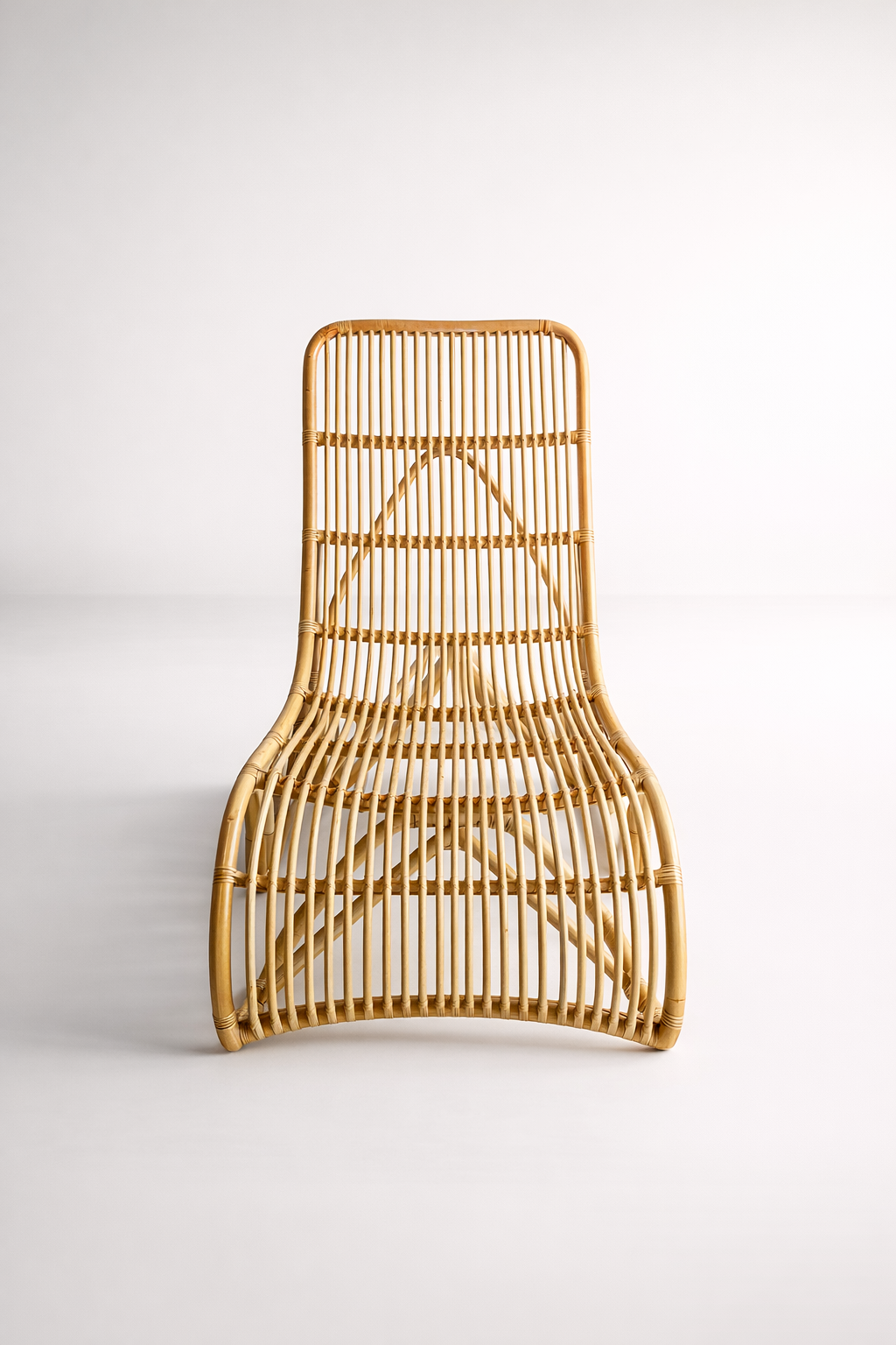 Cane Lounger