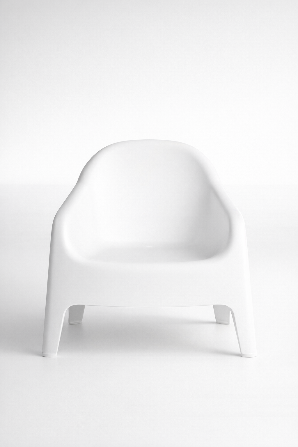 White Plastic Tub Chair