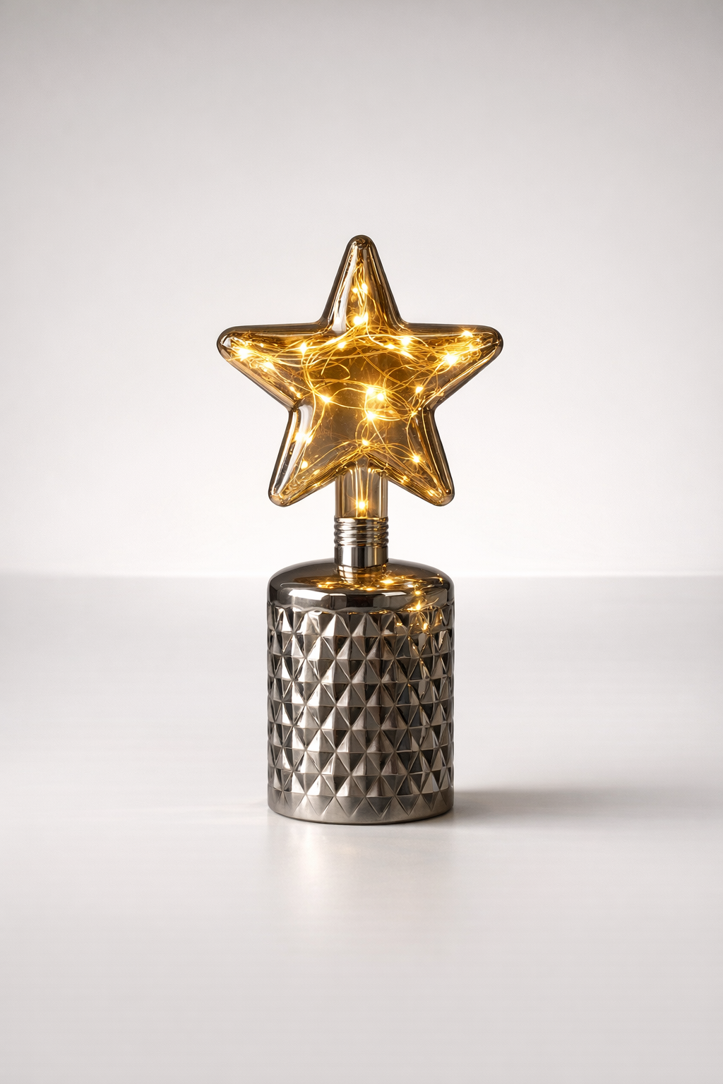 Led Smokey Luster Star On Base
