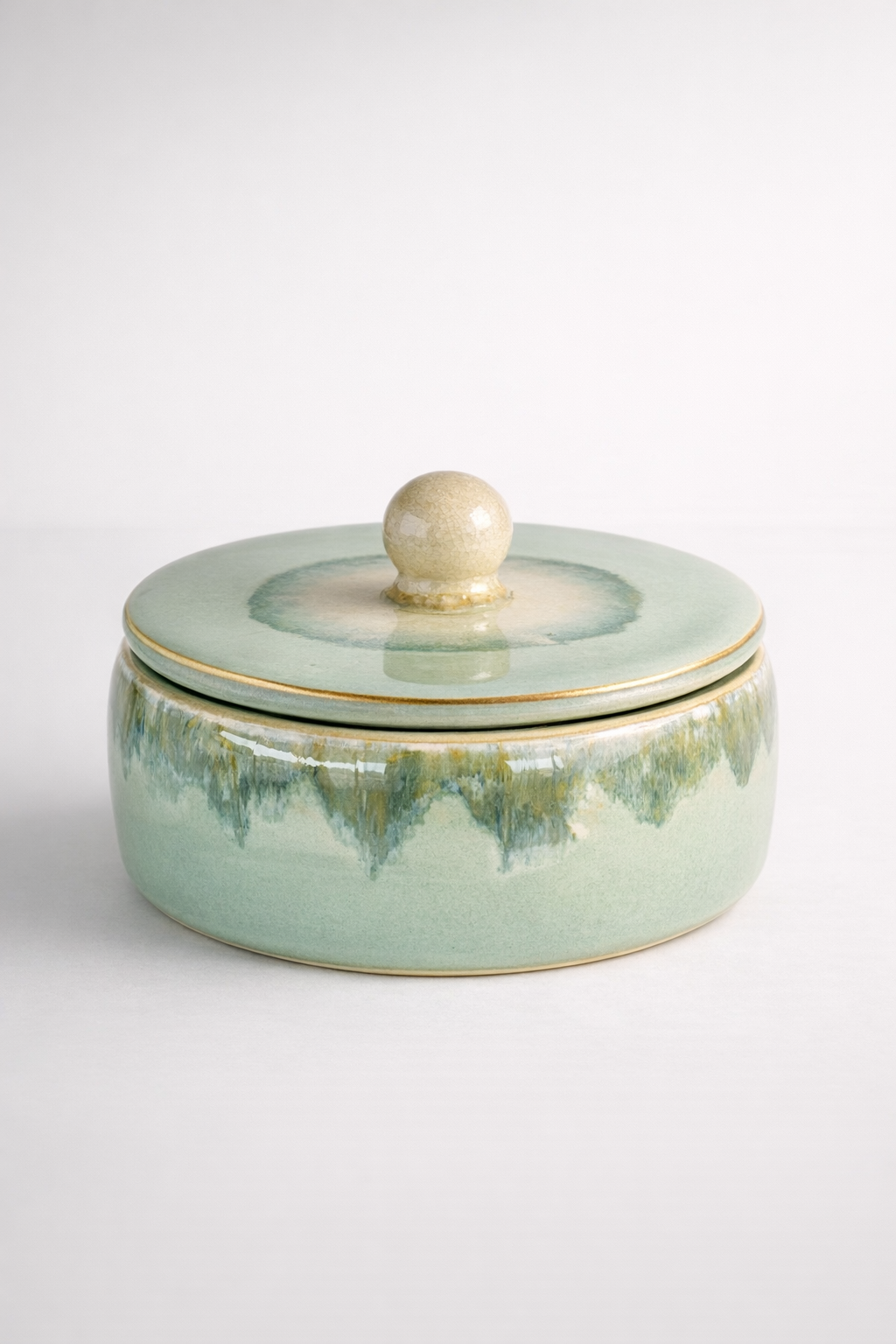 Med Green Ceramic Jar Lid With Candle