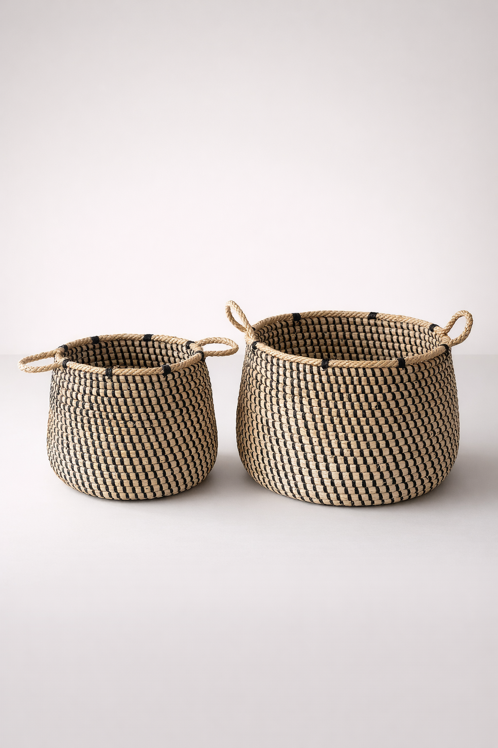 Set of 2 Natural Seagrass Black & White Baskets