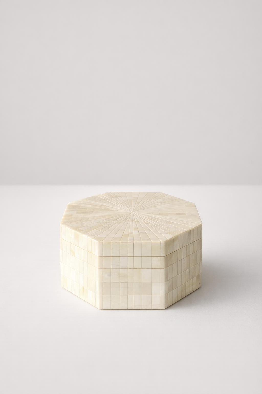 Hexagonal Bone Box Ridged