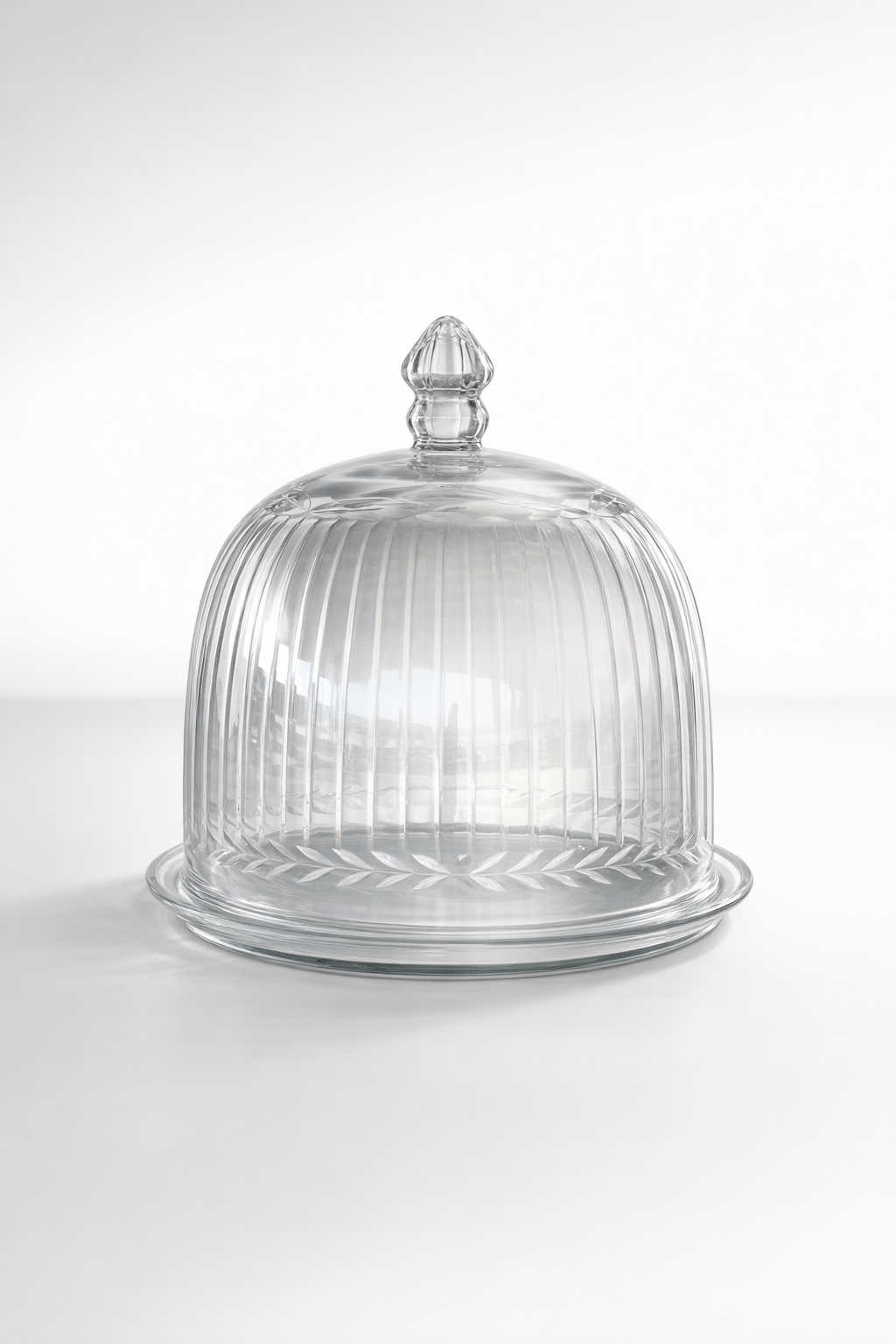 Large Leaf Cut Border Glass Dome & Base