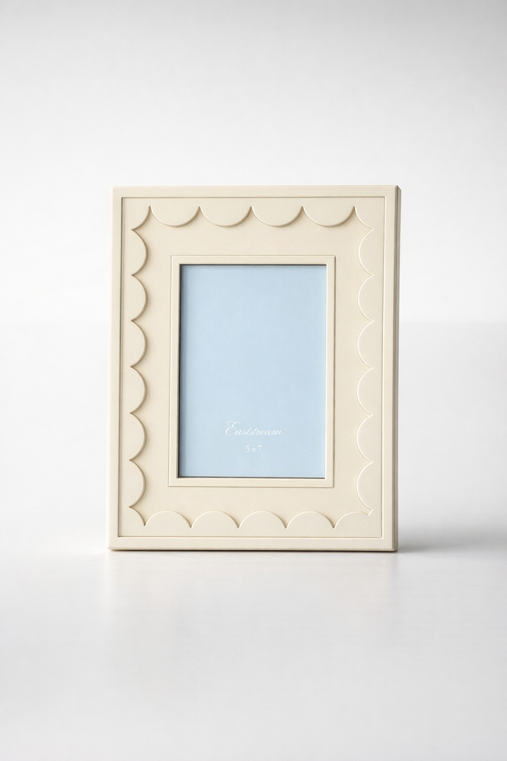 Cream Scallop Wooden Standing Frame
