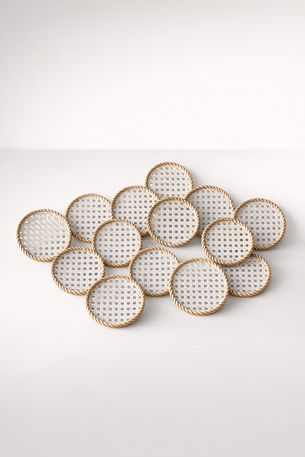 Metal Rattan White & Gold Wall Decor
