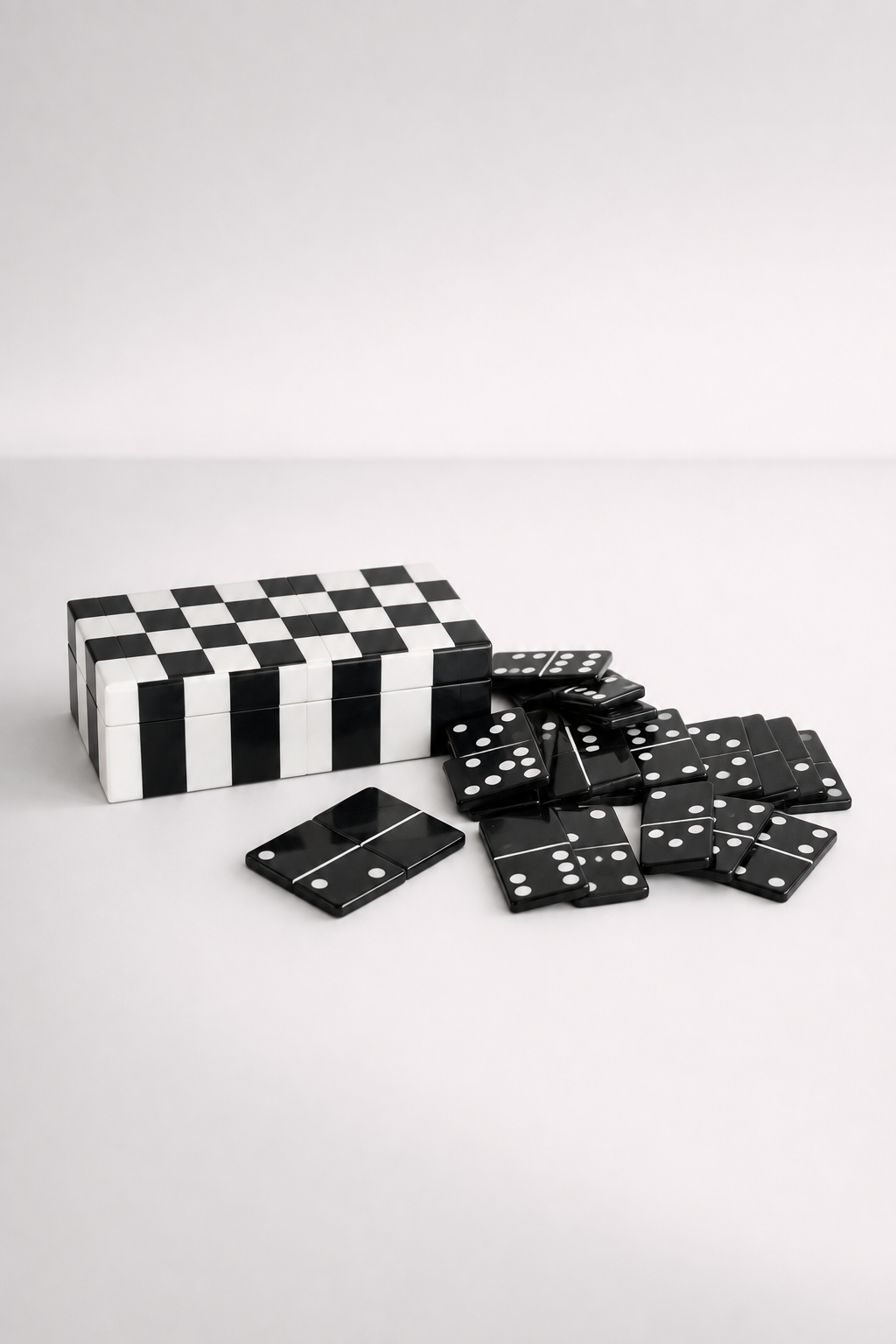 Black & White Checked Dominoes
