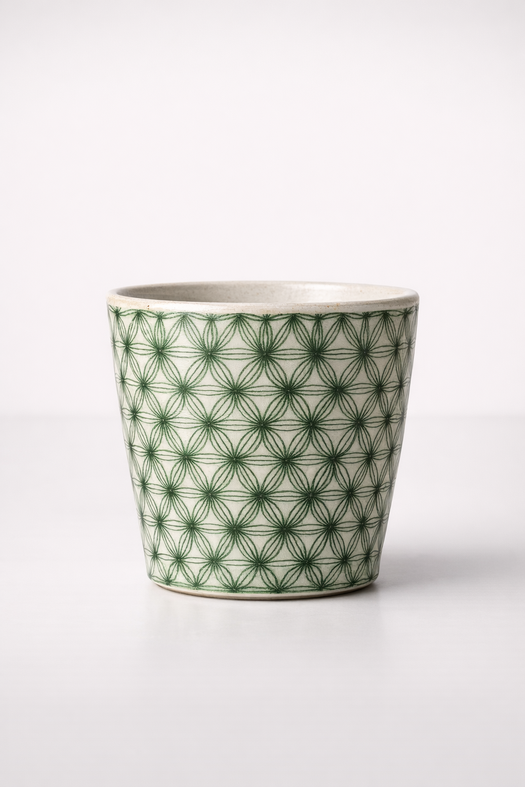 Green Round Crisscross Planter