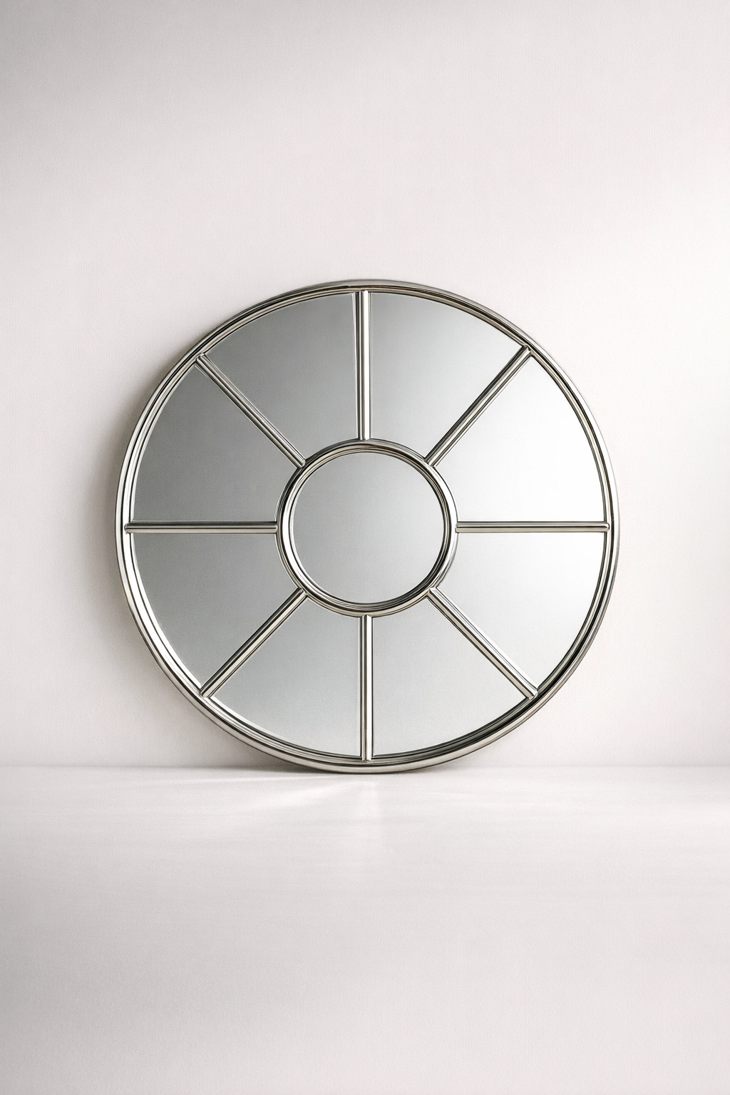 Round Pale Gold-Silver 9 Division Mirror