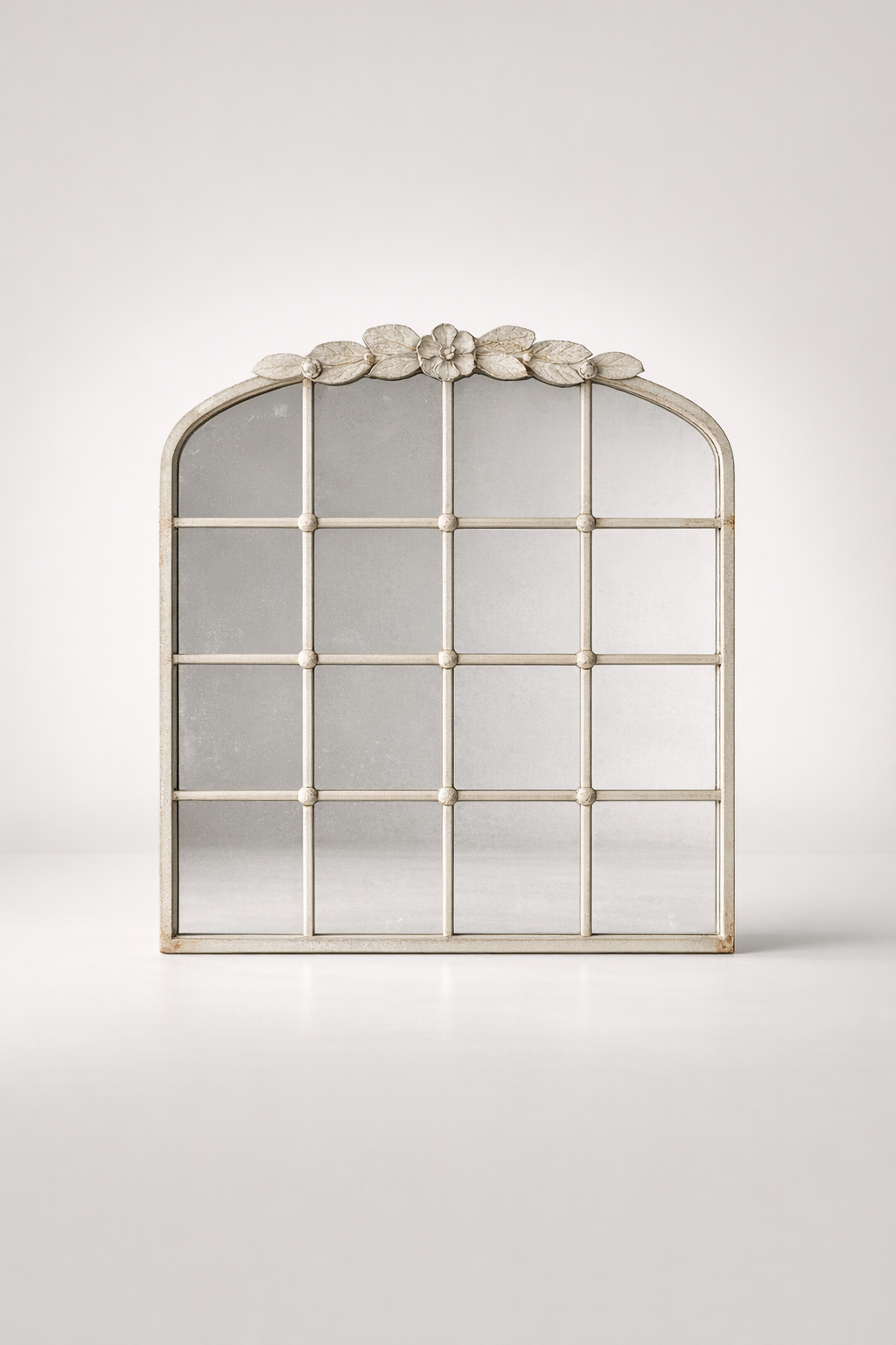 16 Pane Arch Mirror Rose Detail