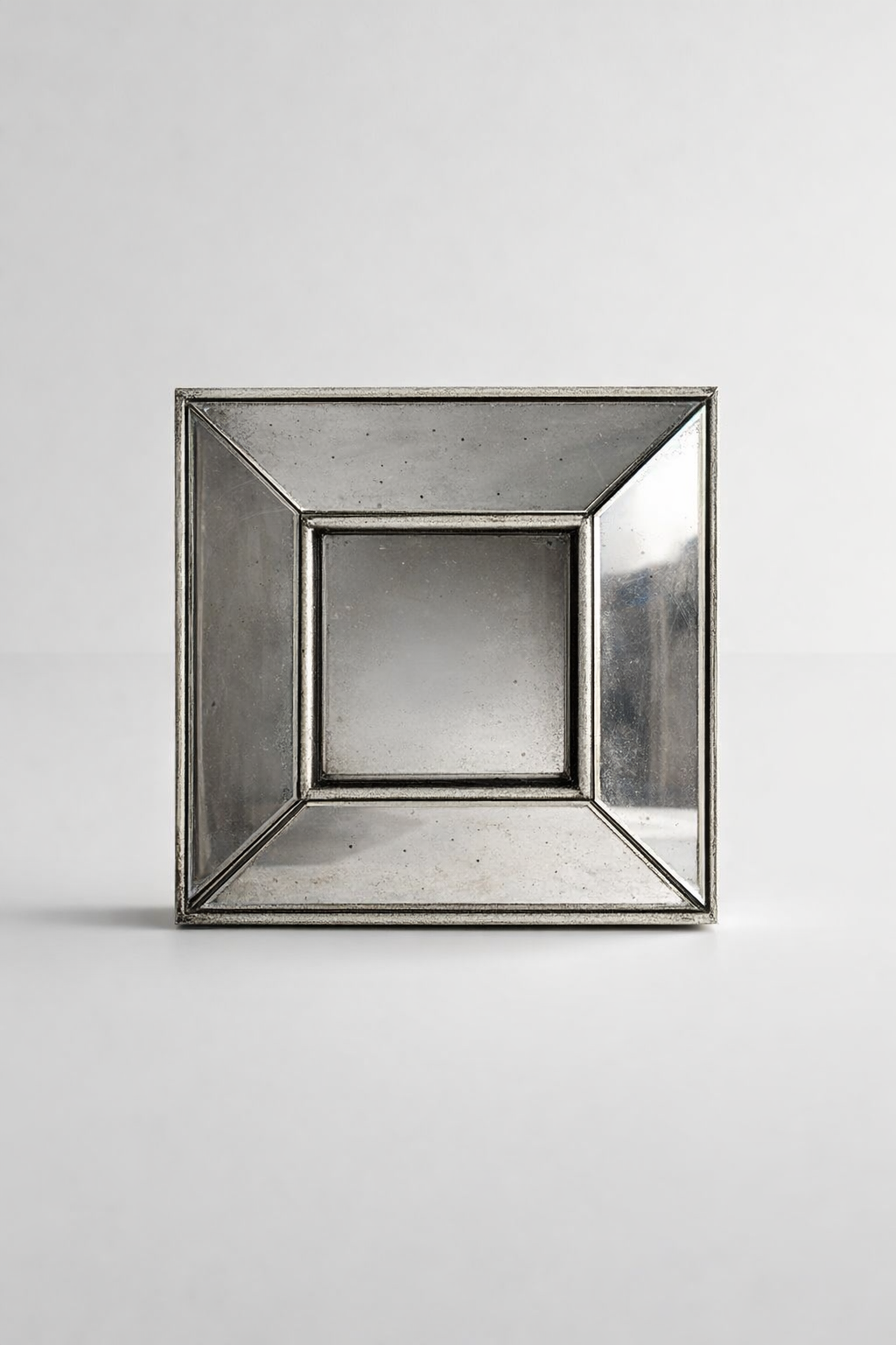 Square Mirror