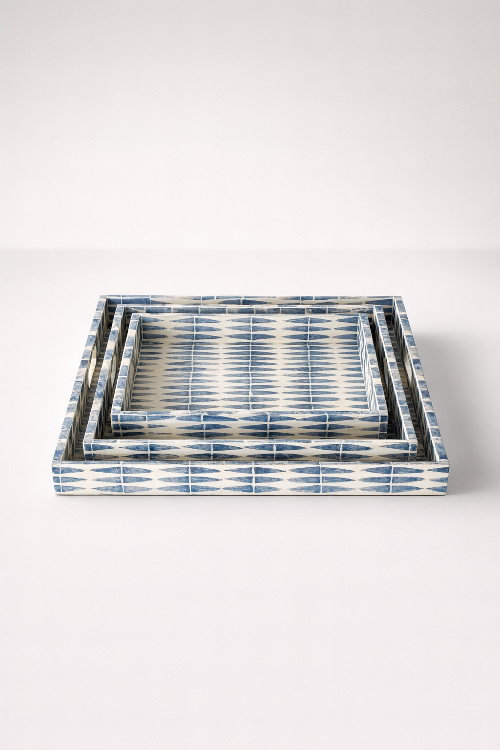 Set Of 3 Blue Rectangular Capiz Trays
