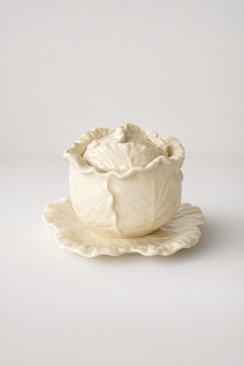 3 Piece White Cabbage Bowl, Lid & Plate