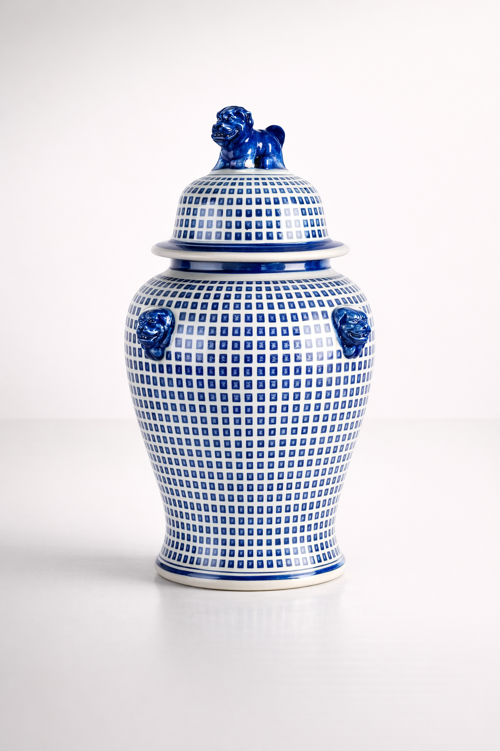 Large Blue Pattern Ginger Jar With Dog Lid
