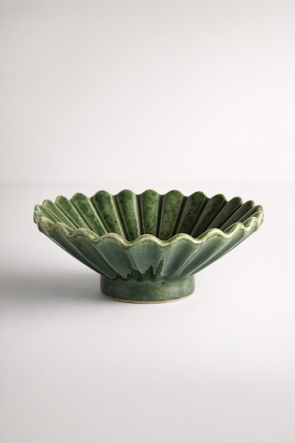Dark Green Ceramic Scallop Edge Bowl