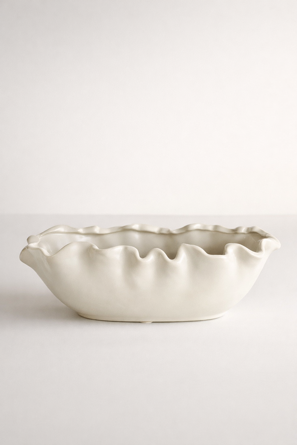 Medium White Frill Edge Ceramic Oblong Bowl