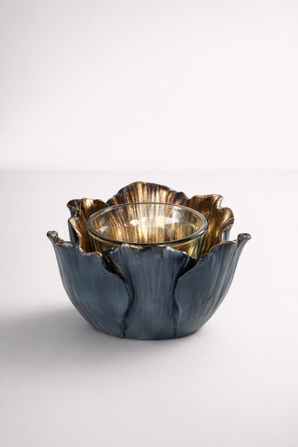 Black & Gold Flower Tealight Candle