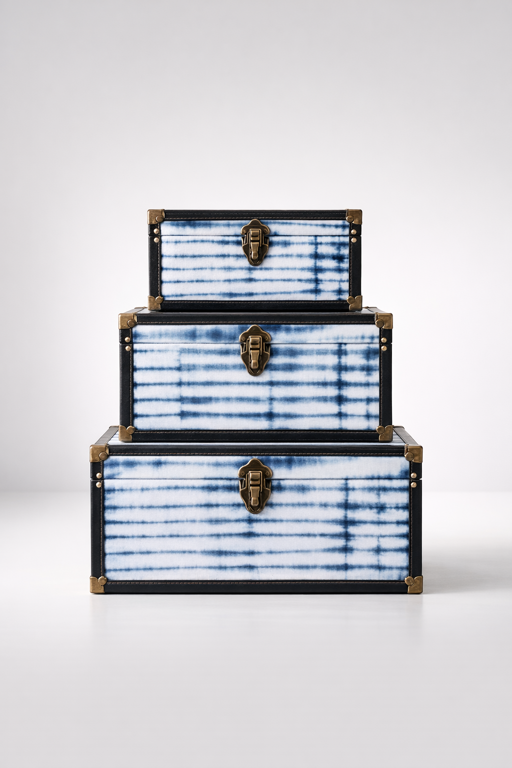 Set Of 3 Blue & White Tie Dye Trunks