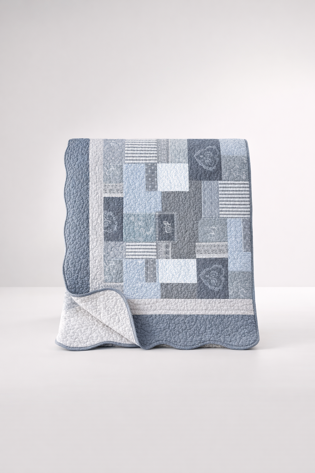 Fq533 Single Grey Medallion Quilt