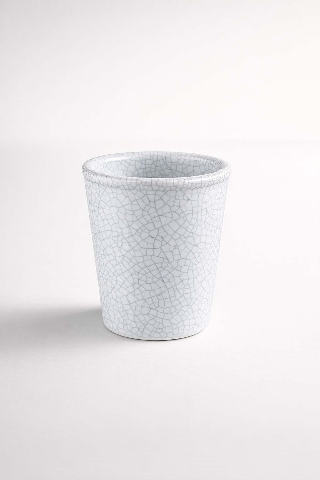 White Crackle Beaker